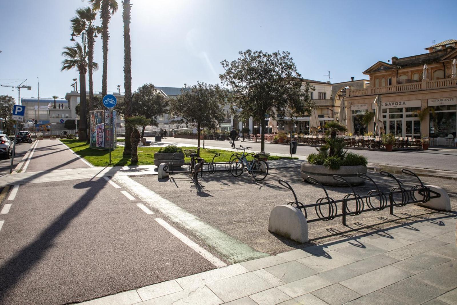 "Burlamacca" Luxury Apartment Viareggio Luaran gambar
